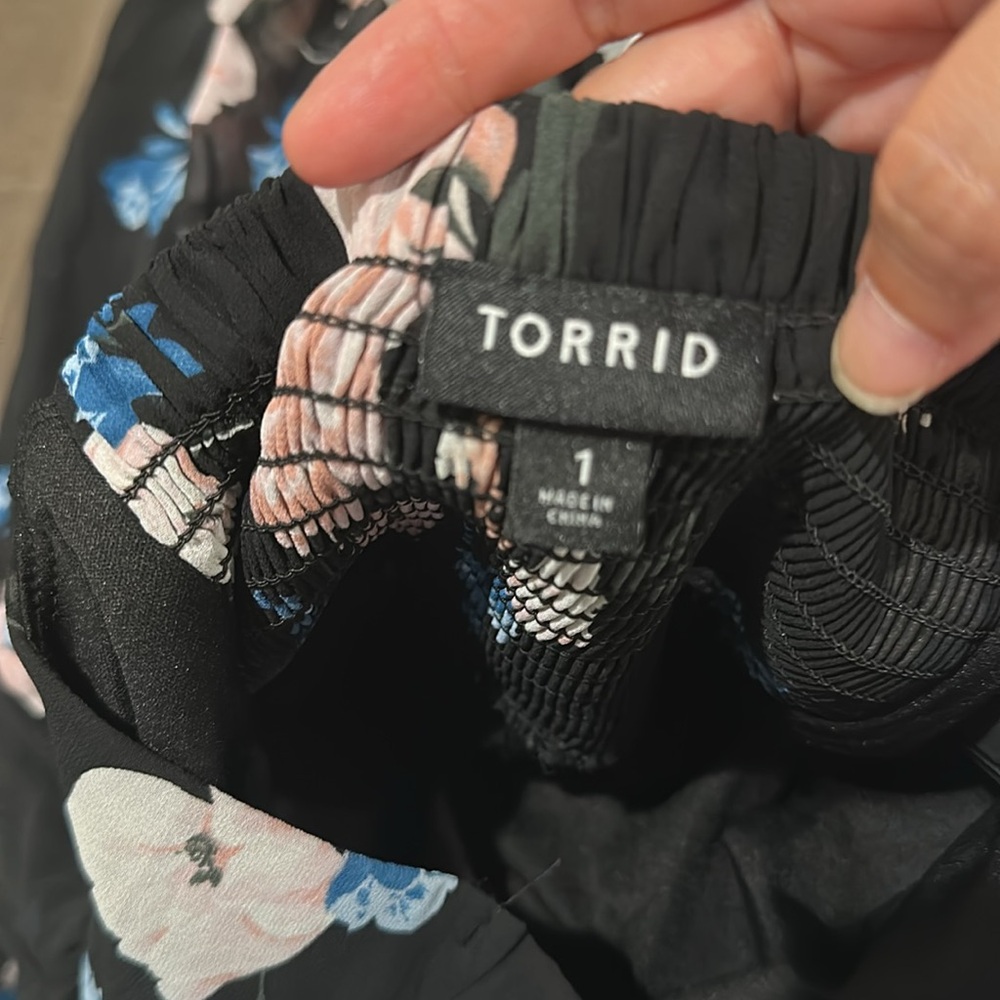 TORRID Black Floral Crochet Chiffon Tiered Maxi Dress Boho Babydoll Womens 1X - Picture 8 of 11
